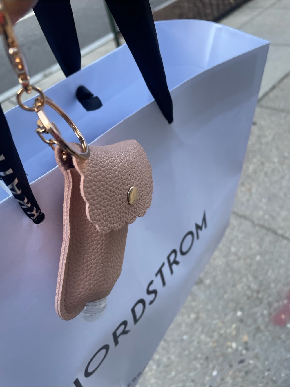 Leather Scallop Key Pouch - Blush Pink